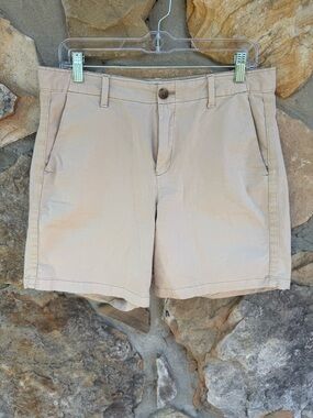 GAP Khaki Girlfriend Chino Shorts 10